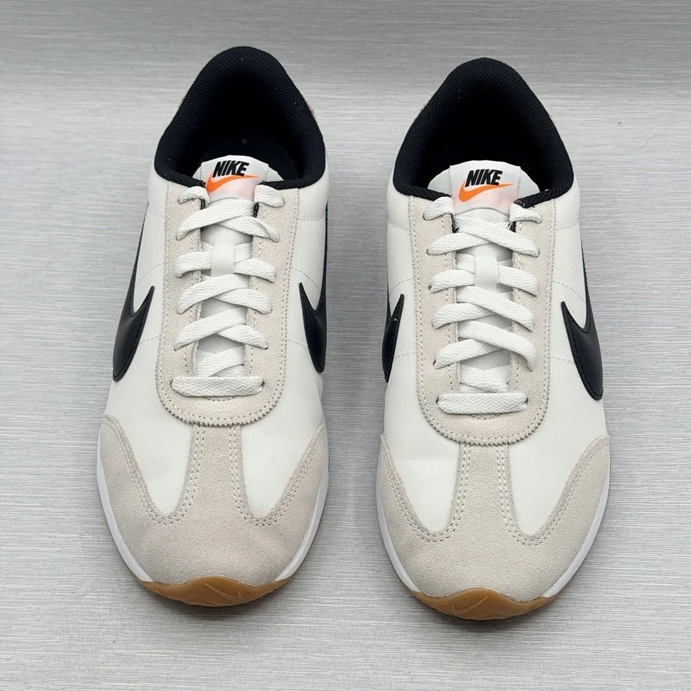 Nike Men's 10 Sneakers White Black Retro Runner Gum Sole Street Pacific HQ2052